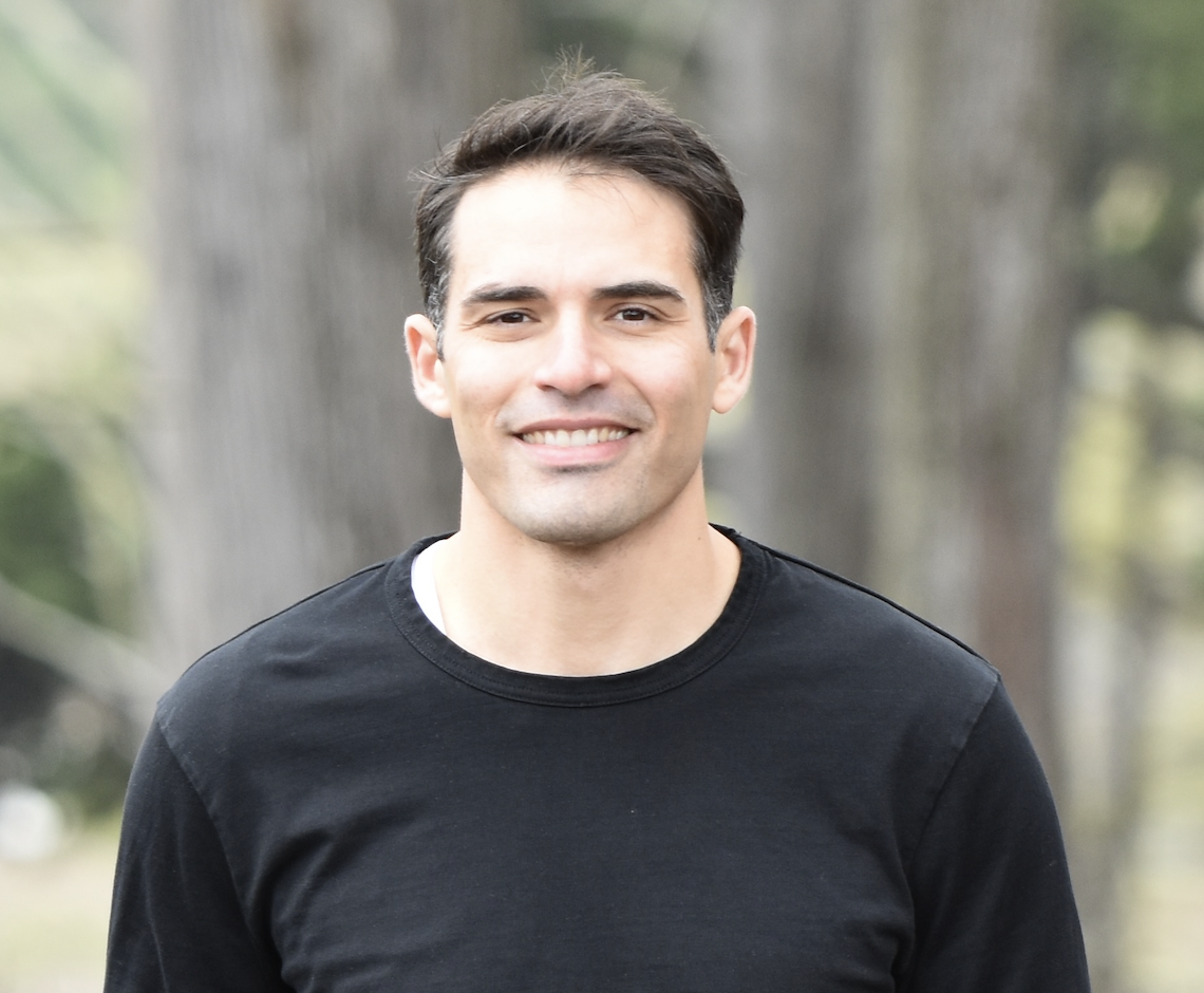 Ian Levinsky Headshot